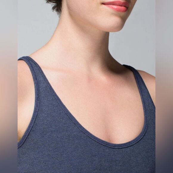 Lululemon - Mudra Tank Top Heather Blue NWT sz 6 (reversible) - Picture 6 of 8